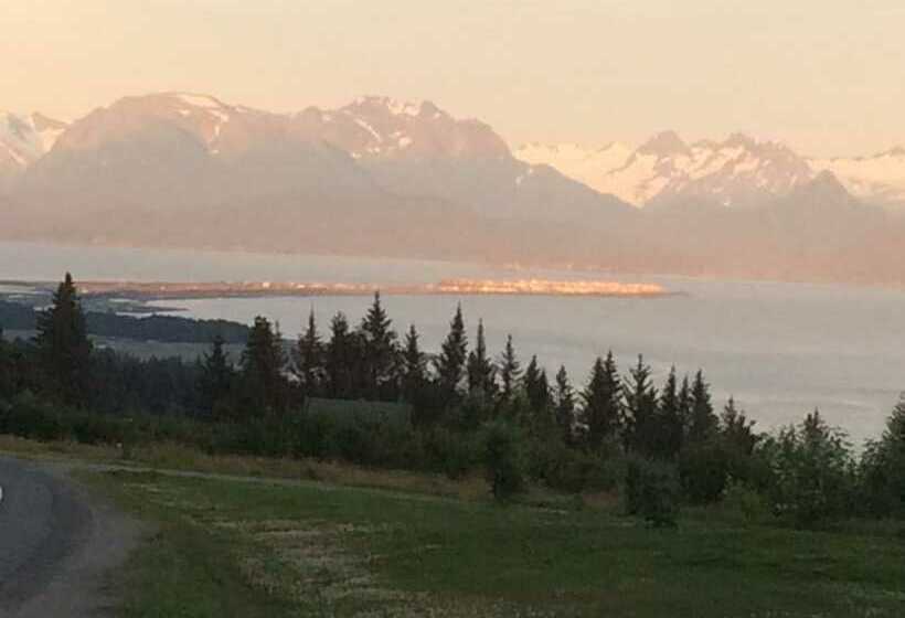 キャビン, Alaska Adventure Cabins