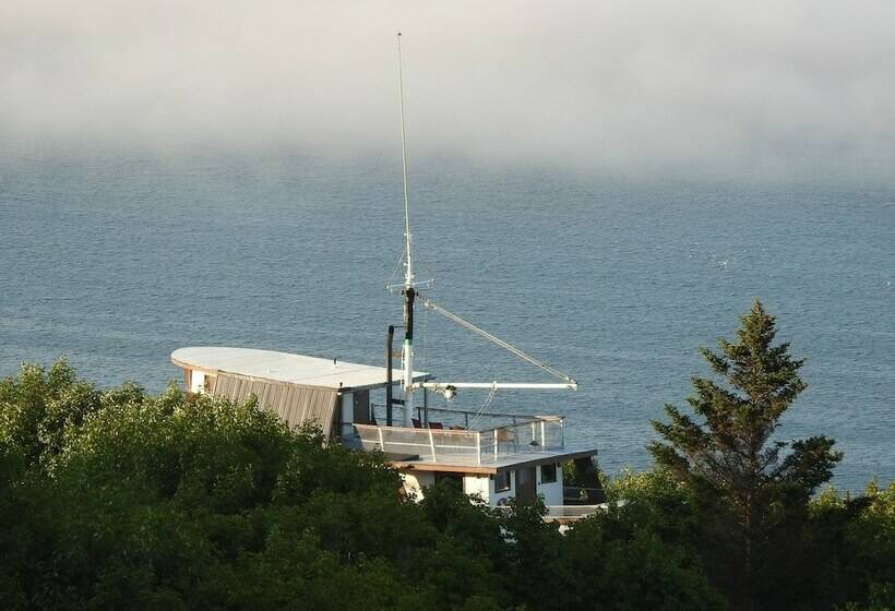 キャビン, Alaska Adventure Cabins