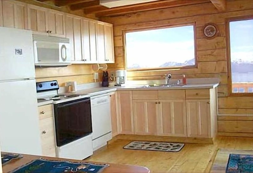 Хижина, Alaska Adventure Cabins