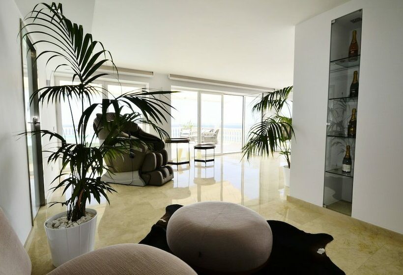 דירת פנטהאוז 2 חדרי שינה, Atico Suite Ola Blanca