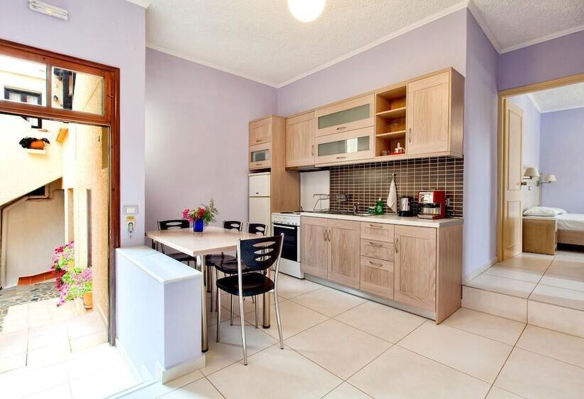 דירת 2 חדרים נוף לים, Giorgi S Blue Apartments