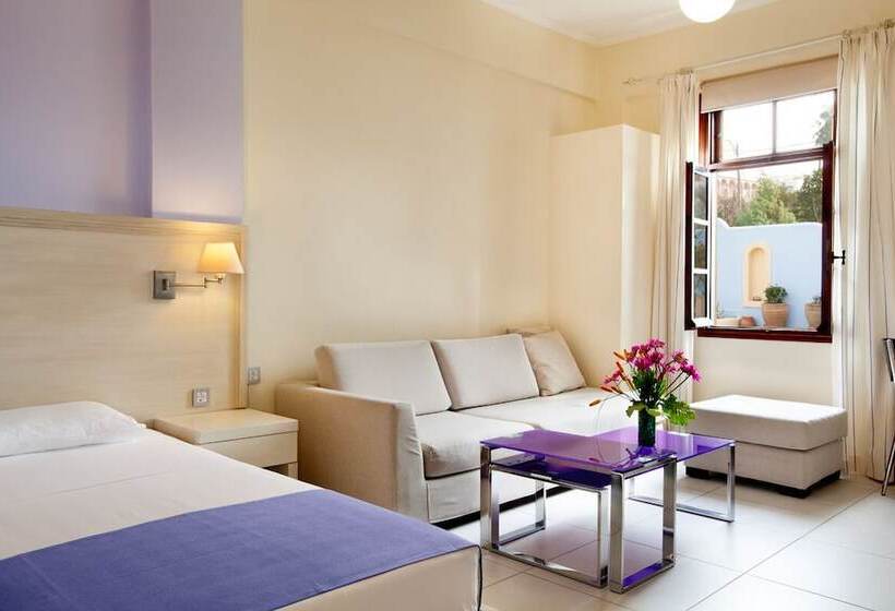 דירת חדר נוף לים, Giorgi S Blue Apartments