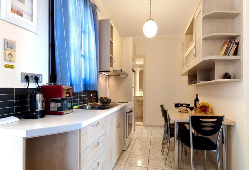 דירת שני חדרים, Giorgi S Blue Apartments