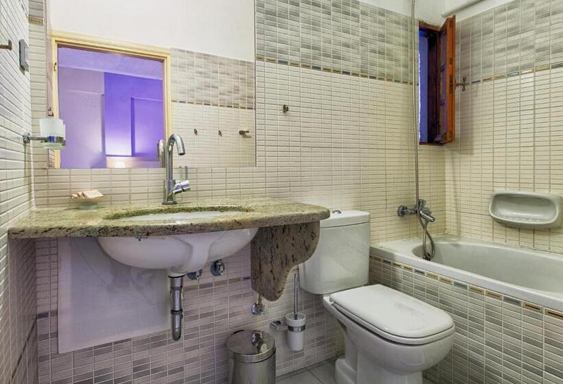 דירת חדר נוף לים, Giorgi S Blue Apartments