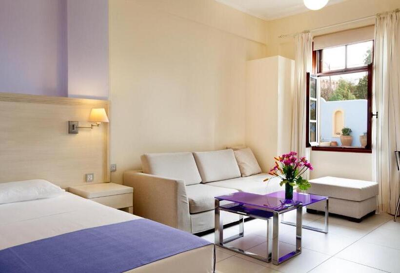 דירת חדר נוף לים, Giorgi S Blue Apartments