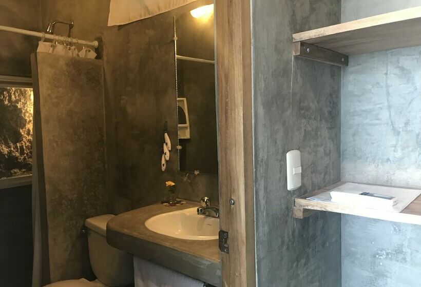 شقة أساسية غرفة واحدة, La Rinco Ecuador