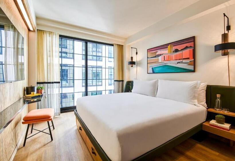 غرفة قياسية سرير كينج, Hollywood Volume, A Tribute Portfolio