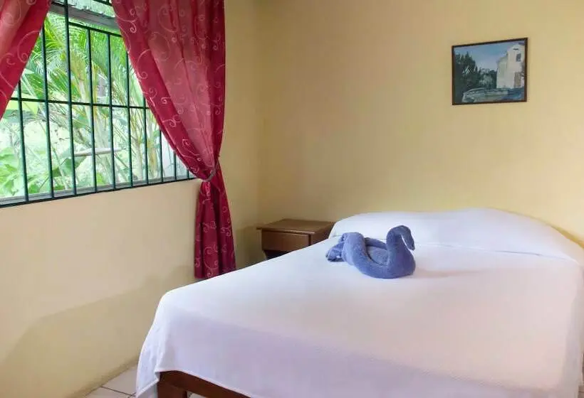 ツーベッドルーム ヴィラ, Valley View Lodge Finca Huetares