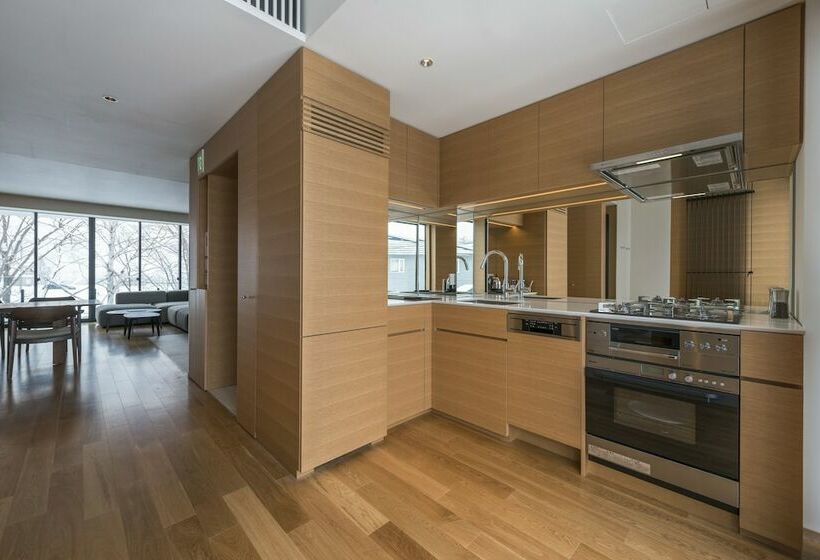 Apartament 2 Dormitoris, Kozue