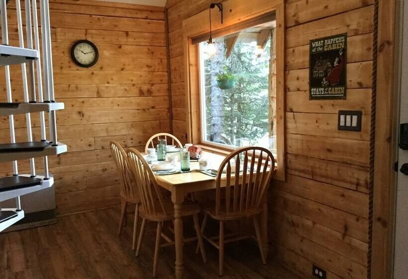 Хижина, Renfro S Lakeside Retreat   Cabin S And R.v. Park