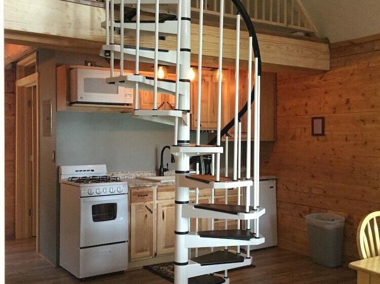 كابينة, Renfro S Lakeside Retreat   Cabin S And R.v. Park