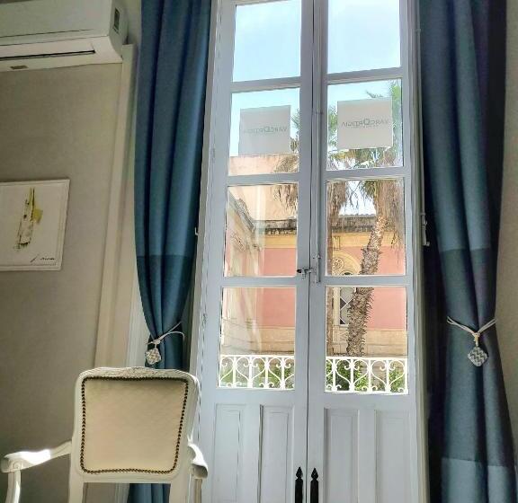 חדר סטנדרט לשלושה עם מרפסת, Varcortigia Bed And Breakfast