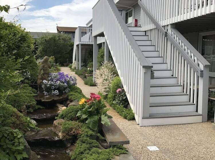 غرفه قياسيه سريرين مزدوجين, Top Mast Resort