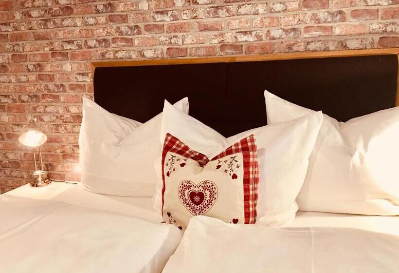 Quarto Estandar, Schwarzwald Hotel Kraeutle