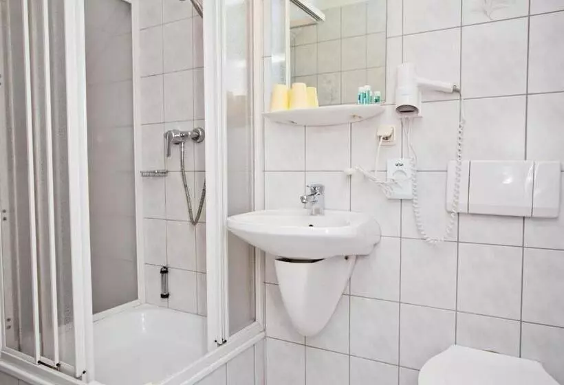 اتاق استاندارد, Frühstückshotel Landgasthof Kramer