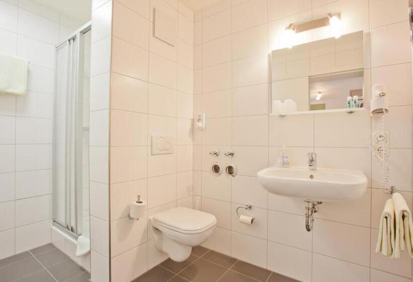 Номер бизнес-класса, Frühstückshotel Landgasthof Kramer