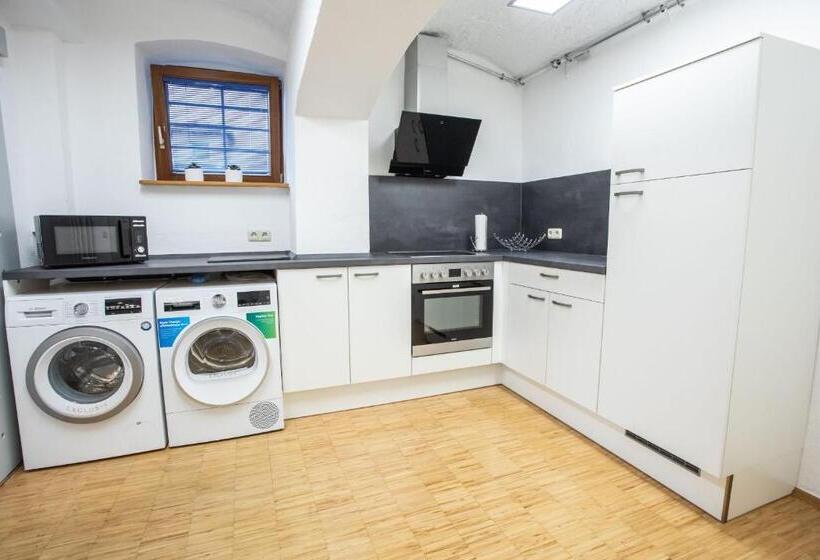 低层单卧公寓, Frühstückshotel Landgasthof Kramer