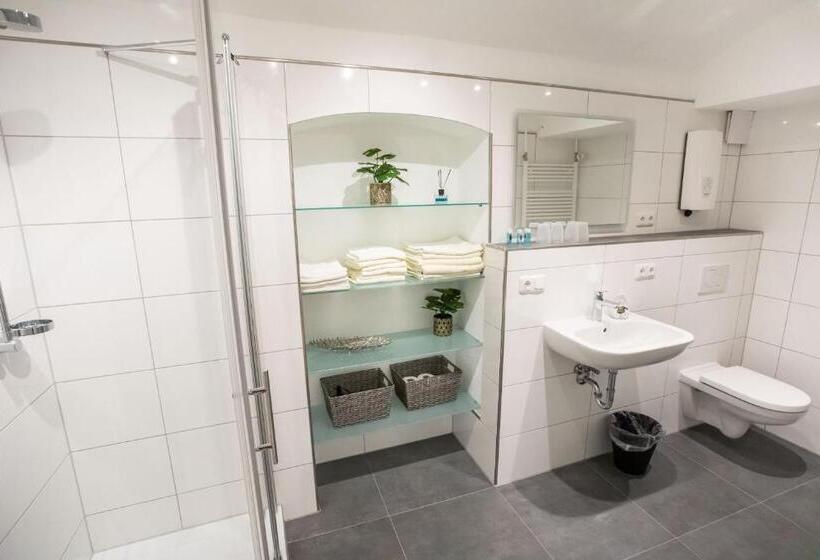 低层单卧公寓, Frühstückshotel Landgasthof Kramer