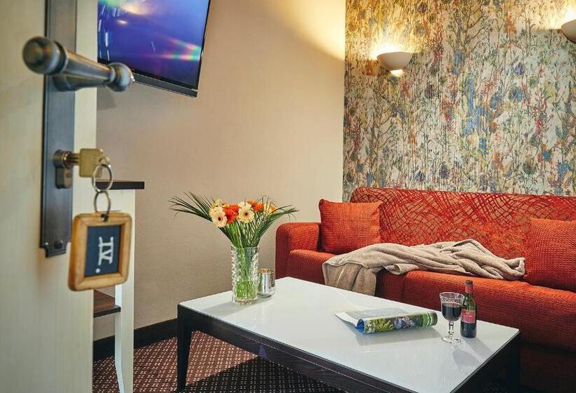 غرفة قياسية, Alte Schule