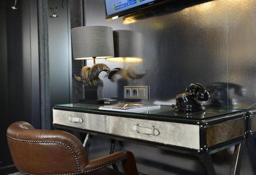 스위트, Alte Schule