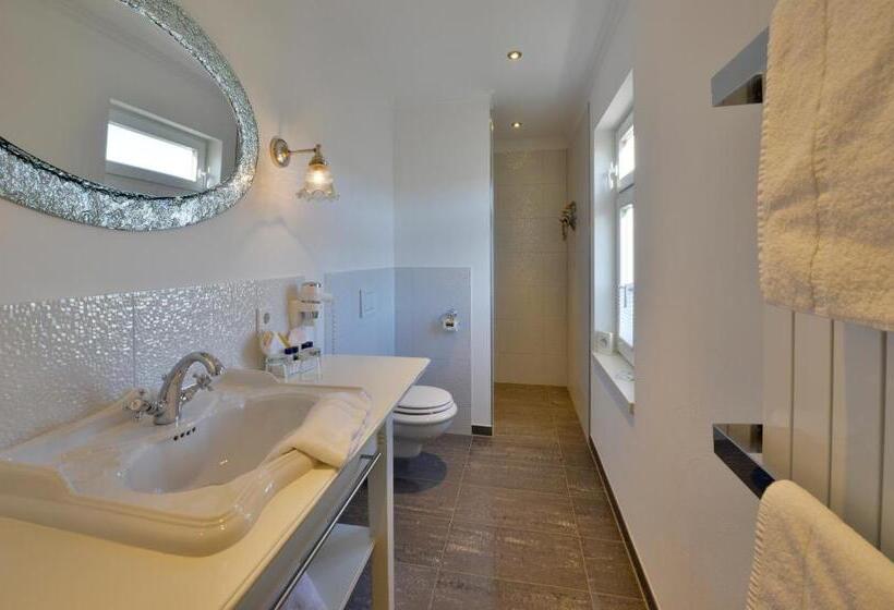 스위트, Alte Schule