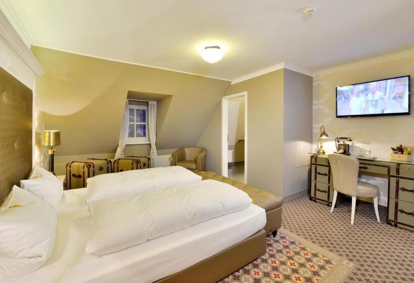 스탠다드 룸, Alte Schule