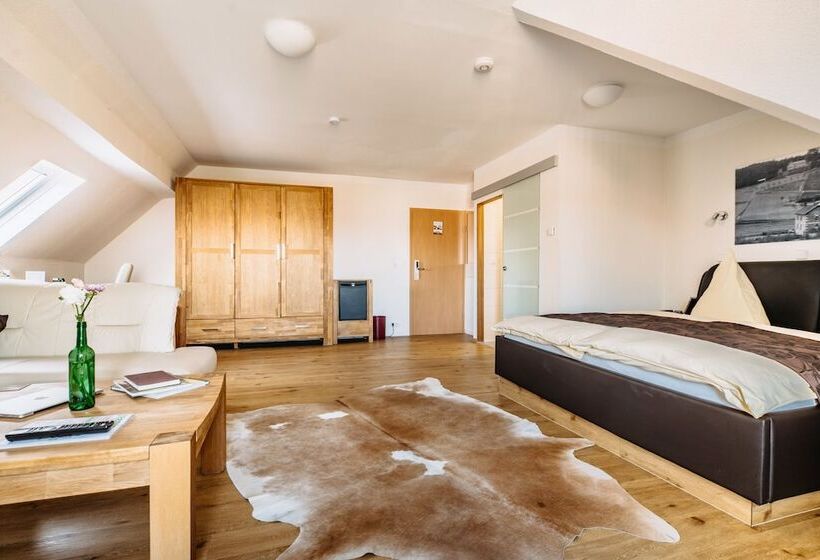 套房, Am Schlehberg