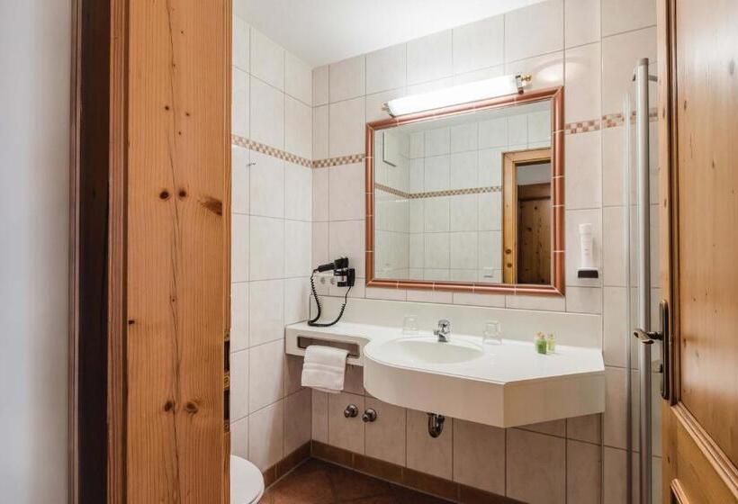 标准间, Bayrischer Löwe