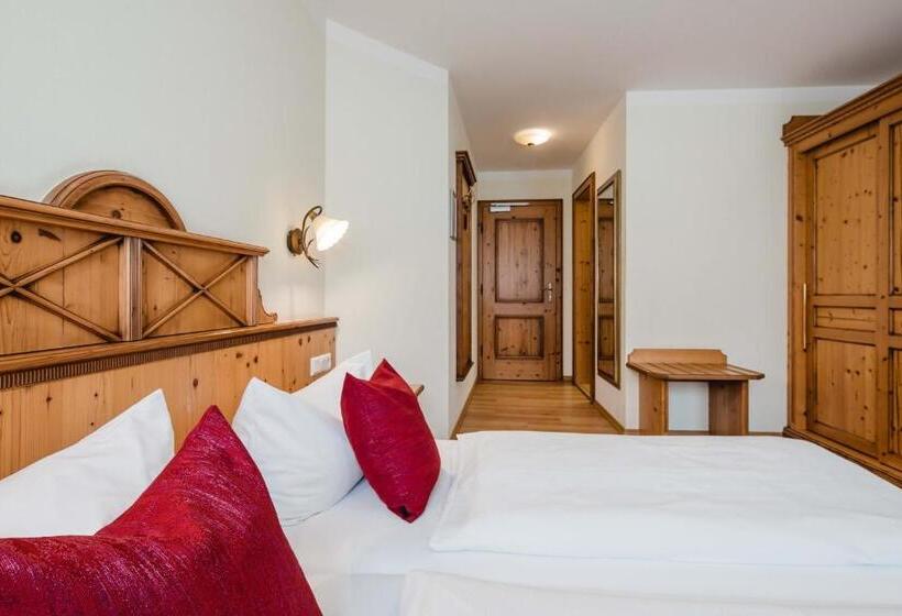 标准单人间, Bayrischer Löwe