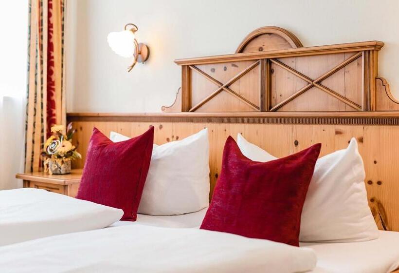 标准单人间, Bayrischer Löwe