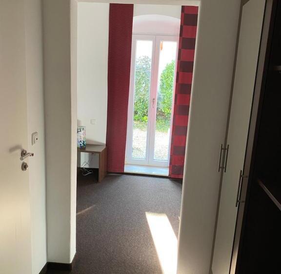 シングルベーシックルーム, Bergbauer