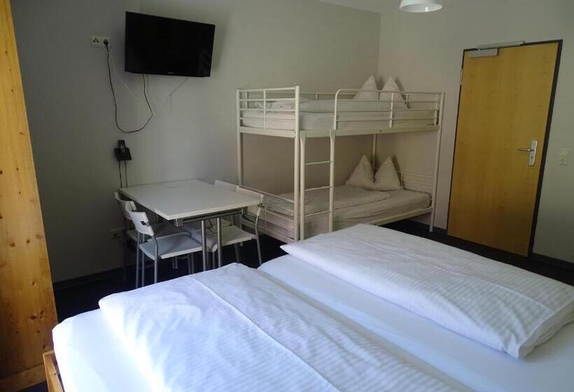 Семейный Номер, Demling