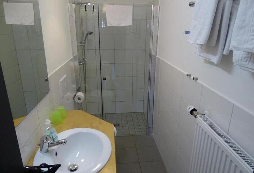 Апартаменты 2 Спальни, Demling