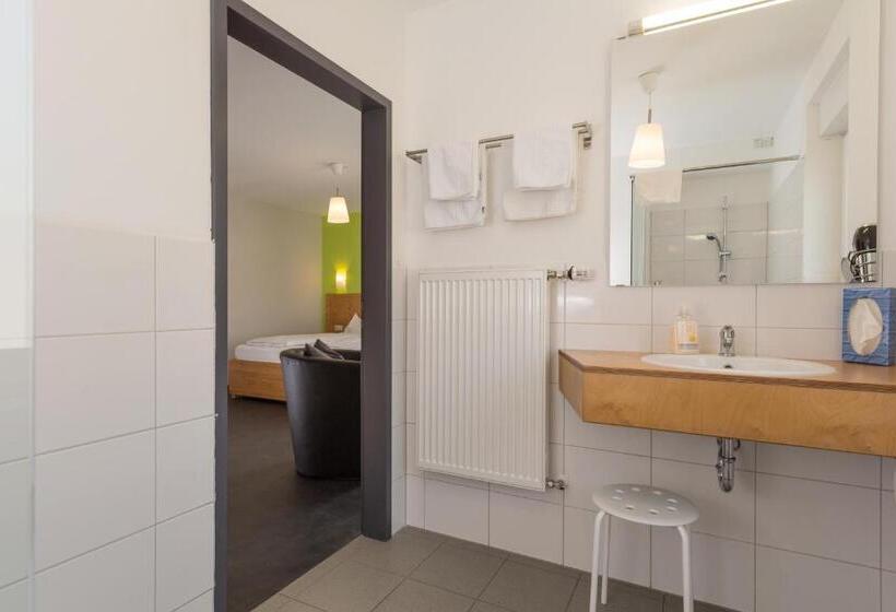 Номер Комфорт, Demling