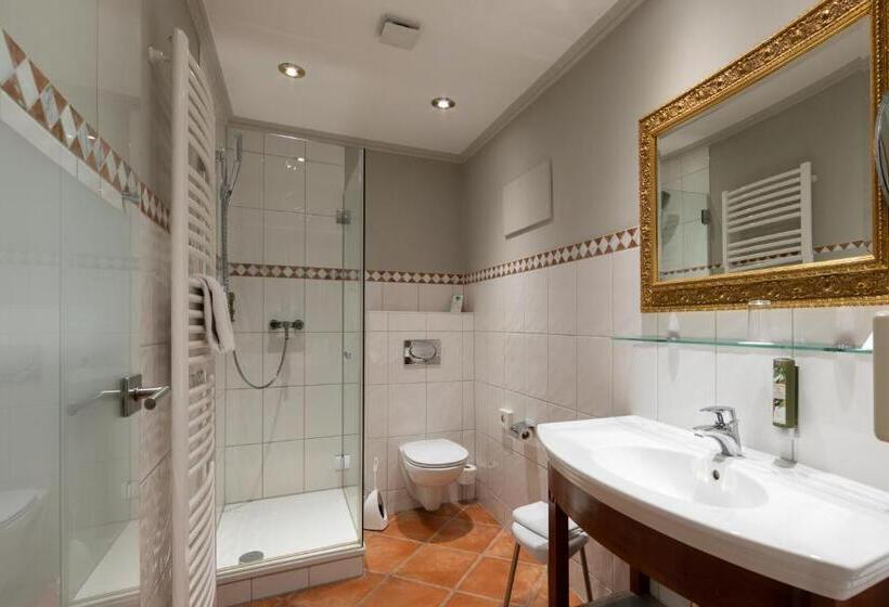 Номер Стандарт, Goldene Sonne