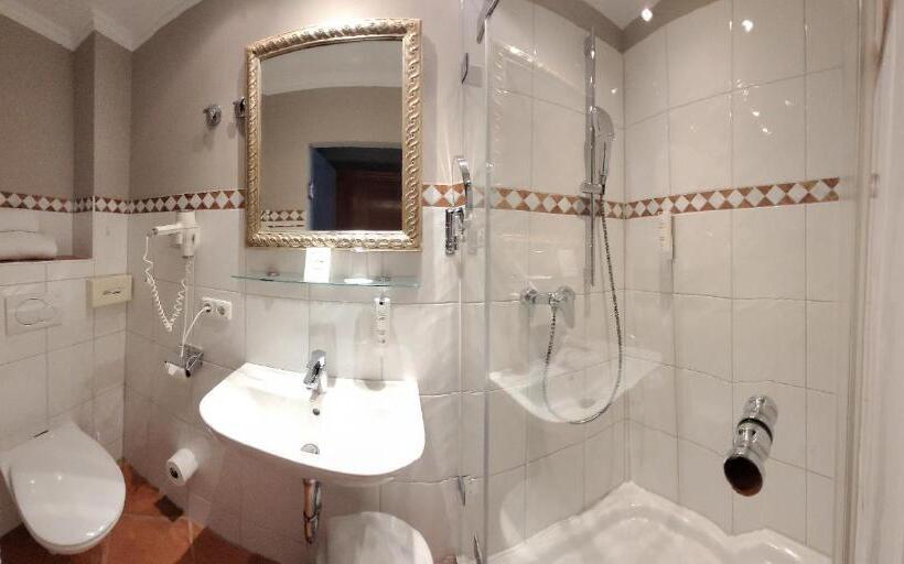 Номер Стандарт, Goldene Sonne