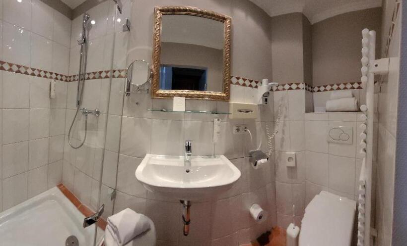 标准间, Goldene Sonne