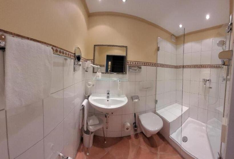 标准间, Goldene Sonne