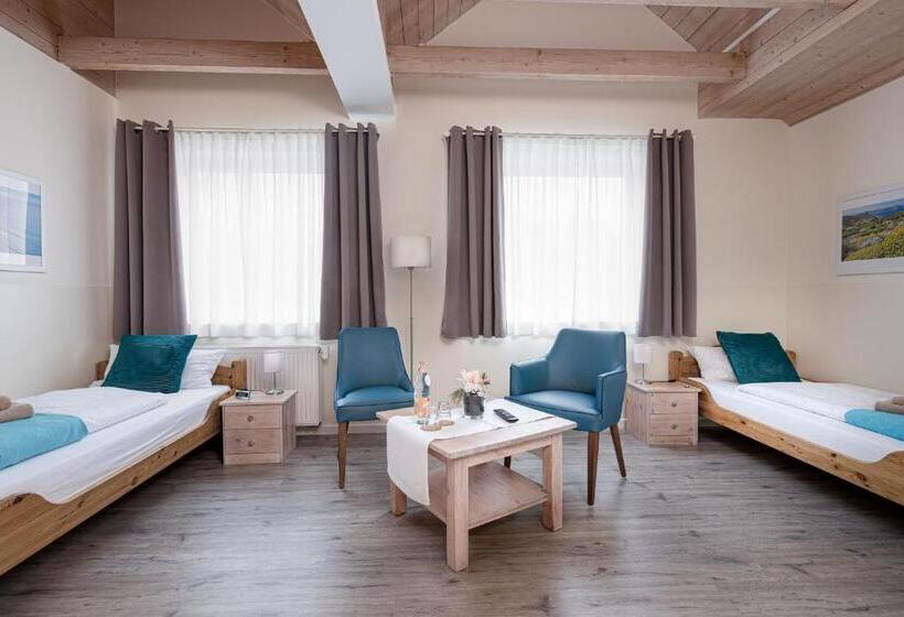 Номер Стандарт, Haus Biederstaedt