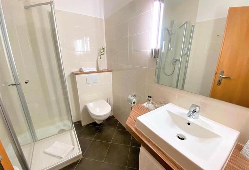 스탠다드 룸, Hunerbein S Post