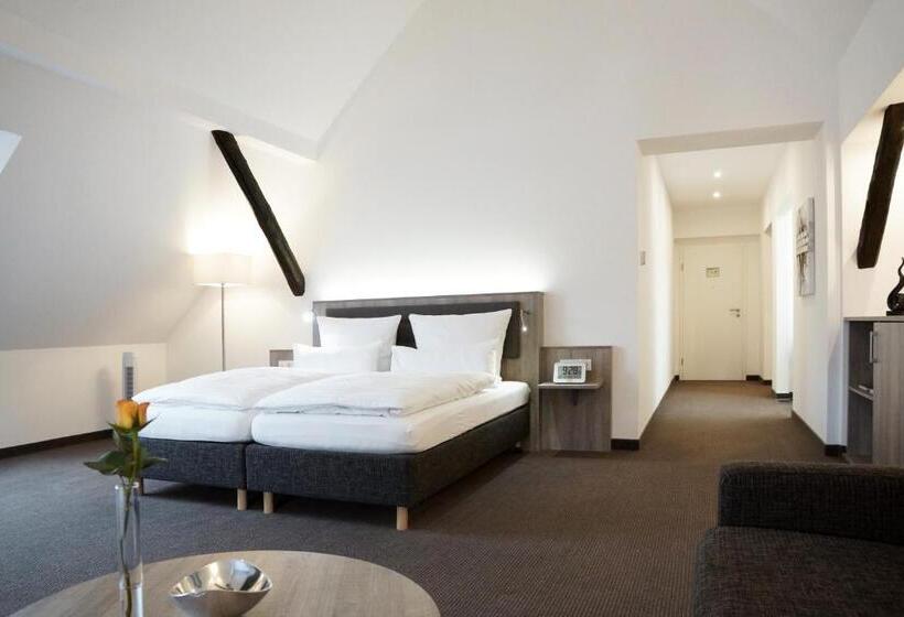 침실 1개 디럭스 아파트, Hunerbein S Post