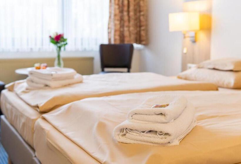 غرفة قياسية, Kelkheimer Hof