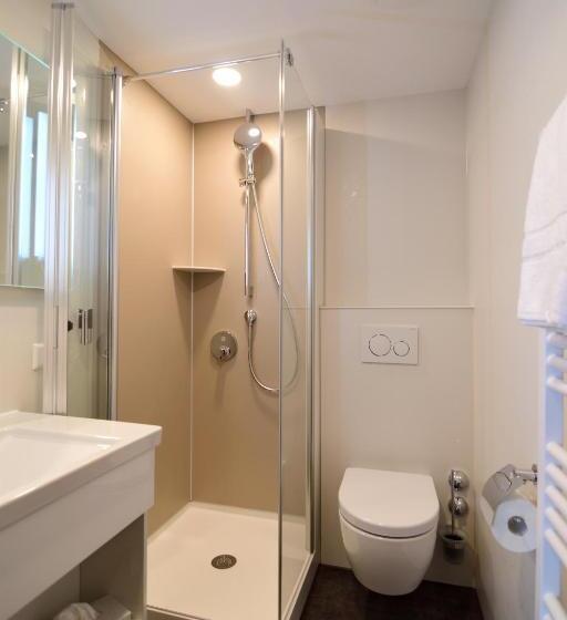 Номер Стандарт, Lindenberger Hof