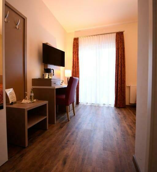 Номер Стандарт Индивидуальный, Marktkieker