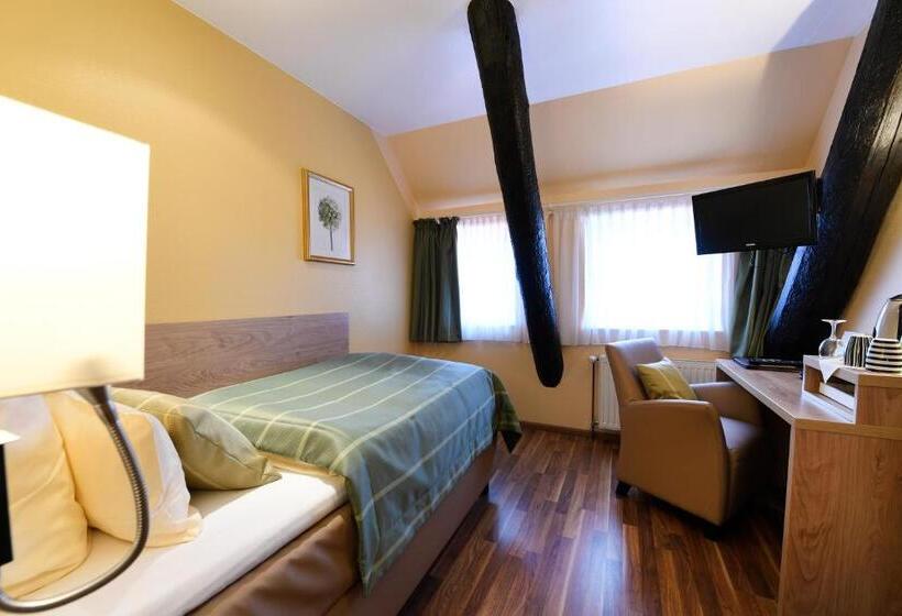 Номер Стандарт Индивидуальный, Marktkieker