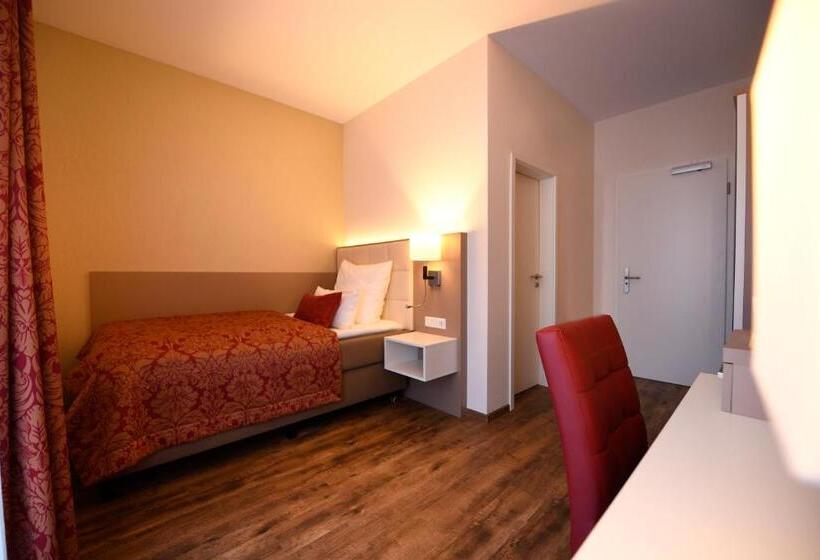 Номер Стандарт Индивидуальный, Marktkieker