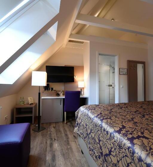 Классический Номер, Marktkieker