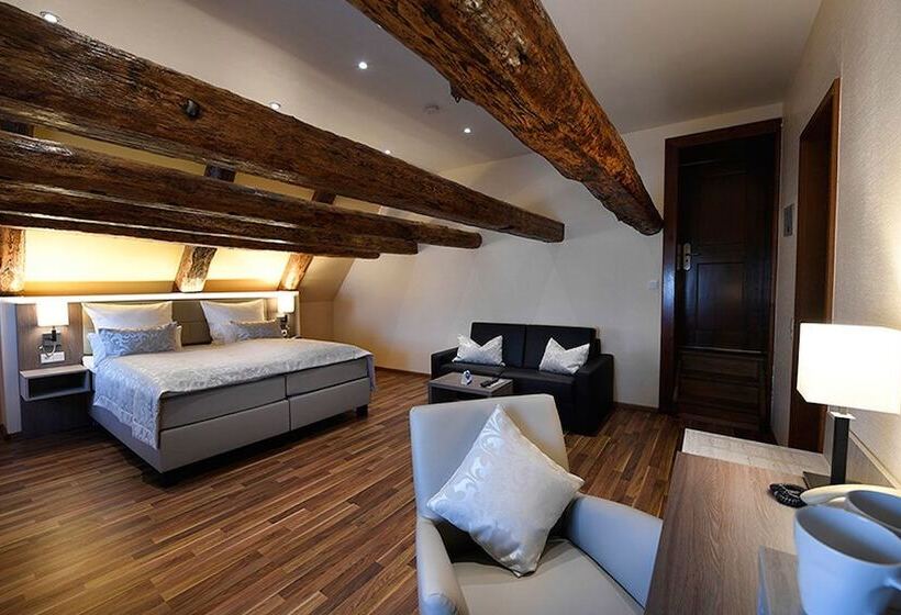 Номер Комфорт, Marktkieker