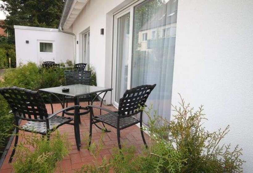 Студио Стандарт с Террасой, Marktkieker