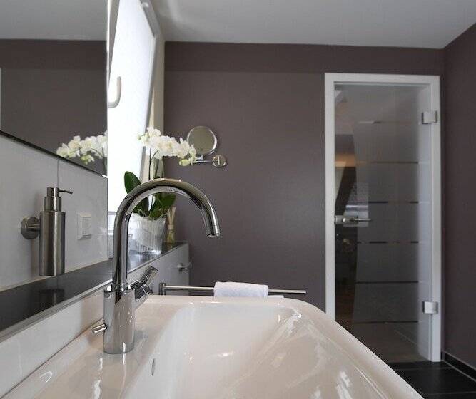 Классический Номер, Marktkieker